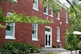 Photograph of School House Bed And Breakfast, Rocheport