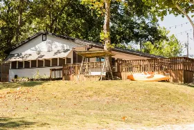 Photograph of Rock View Resort, Hollister