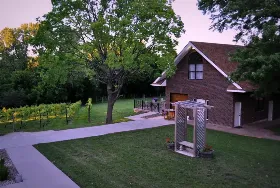 Photograph of Mallinson Vineyard And Hall, Sugar Creek