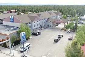 Photograph of Best Western Desert Inn, West Yellowstone
