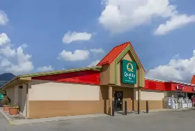 Photograph of Quality Inn, Hamilton