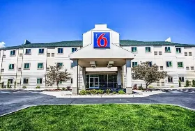 Photograph of Motel 6, Missoula