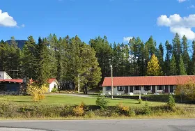 Photograph of Vista Motel, West Glacier
