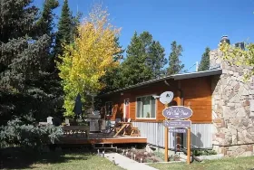 Photograph of Cozy Bear Cabin, West Yellowstone