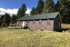 Photograph of Thompson Guard Station, White Sulphur Springs