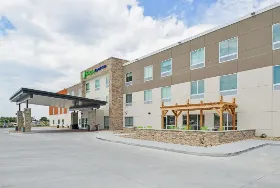 Photograph of Holiday Inn Express, Chadron