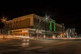 Photograph of Holiday Inn Omaha Downtown - Waterpark, Omaha