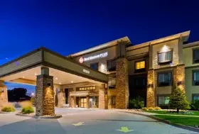 Photograph of Best Western Grand Island Inn & Suites, Grand Island