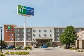 Photograph of Holiday Inn Express, Hastings
