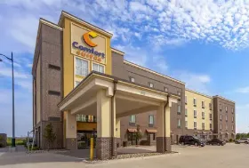 Photograph of Comfort Suites, La Vista