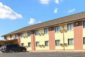 Photograph of Americas Best Value Inn, Beatrice