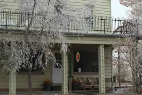 Photograph of Harrison House Hotel, Harrison