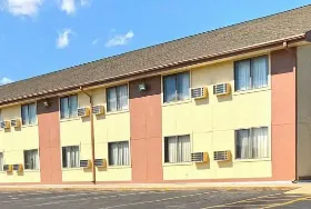 Photograph of Americas Best Value Inn, Beatrice