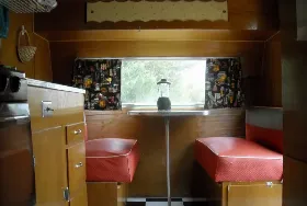 Photograph of Dancing Crane Camper Rental, Gibbon
