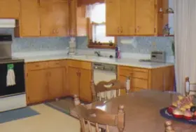 Photograph of St. Michael House, Tarnov