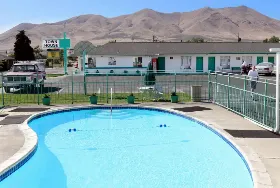 Photograph of Town House Motel, Winnemucca