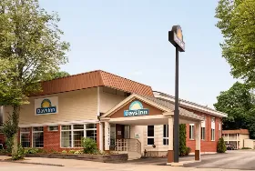 Photograph of Days Inn, Dover