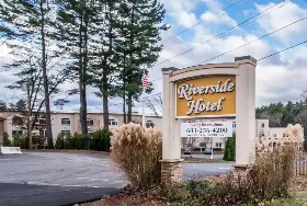 Photograph of Riverside Hotel, West Chesterfield