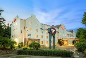 Photograph of Hampton Inn, Nashua