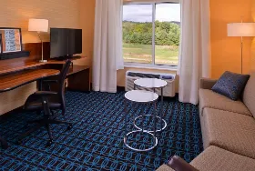 Photograph of Fairfield Inn & Suites, Plymouth