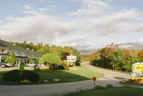 Photograph of Town & Country Inn And Resort, Shelburne