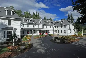 Photograph of Omni Bretton Arms at Mount Washington, Bretton Woods