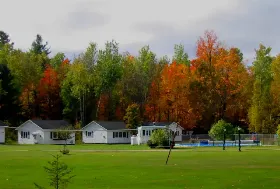 Photograph of Carroll Motel & Cottages, Twin Mountain