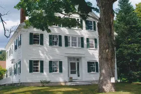Photograph of Highland House B&b, Tamworth