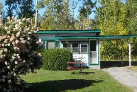 Photograph of Patio Motor Court, Twin Mountain