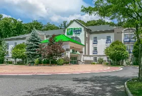 Photograph of Holiday Inn Express & Suites, Mount Arlington