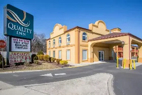 Photograph of Quality Inn, Pleasantville