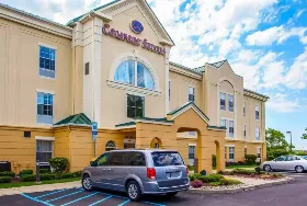 Photograph of Comfort Suites, East Brunswick