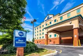 Photograph of Best Western Riverview Inn & Suites, Rahway