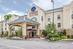 Photograph of Comfort Suites, North Brunswick