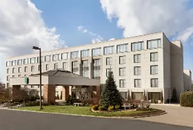 Photograph of Embassy Suites, Piscataway