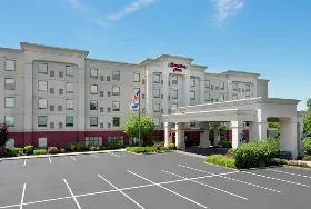 Photograph of Hampton Inn, South Plainfield