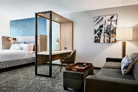 Photograph of SpringHill Suites, Woodbridge
