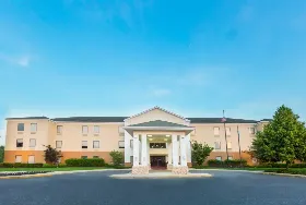 Photograph of Holiday Inn Express, Westampton