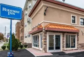 Photograph of Rodeway Inn, Belleville