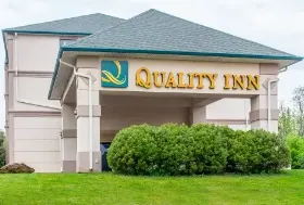 Photograph of Quality Inn, Hackettstown
