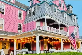 Photograph of Historic Grenville Hotel & Restaurant, Bay Head