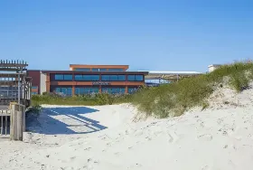 Photograph of Windrift Hotel, Avalon