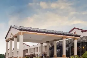 Photograph of Red Roof Inn, Westampton