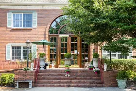 Photograph of Colts Neck Inn Hotel, Colts Neck