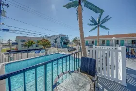 Photograph of Surf Comber Motel, Wildwood