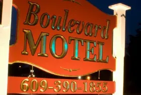 Photograph of Boulevard Motel, Marmora