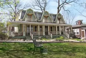 Photograph of J. Smith Richardson History House & Museum, Mount Tabor
