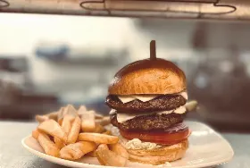 Photograph of Rio Grande Diner, Rio Grande