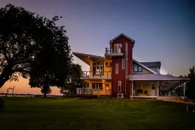 Photograph of The Inn At Salem Country Club, Salem