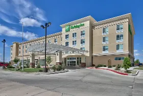 Photograph of Holiday Inn Roswell, Roswell